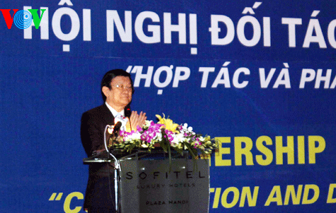 Presidente Truong Tan Sang asiste a Conferencia de Cruz Roja de Vietnam